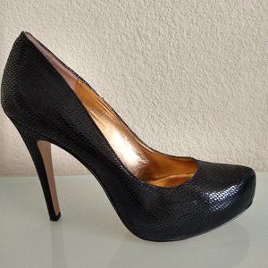 BCBG Shoes Black Snakeskin Pumps Heels